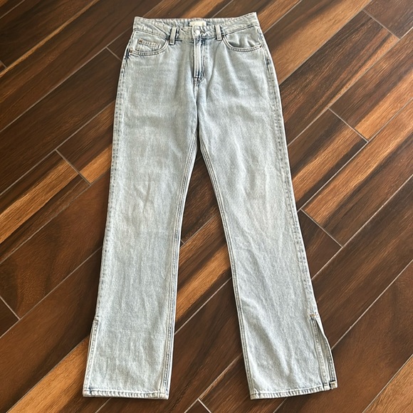 H&M Denim - H&M Split Hem Jean size 6